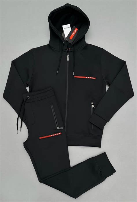 trainingsanzug prada|Trainingsjacke aus Seide in Schwarz .